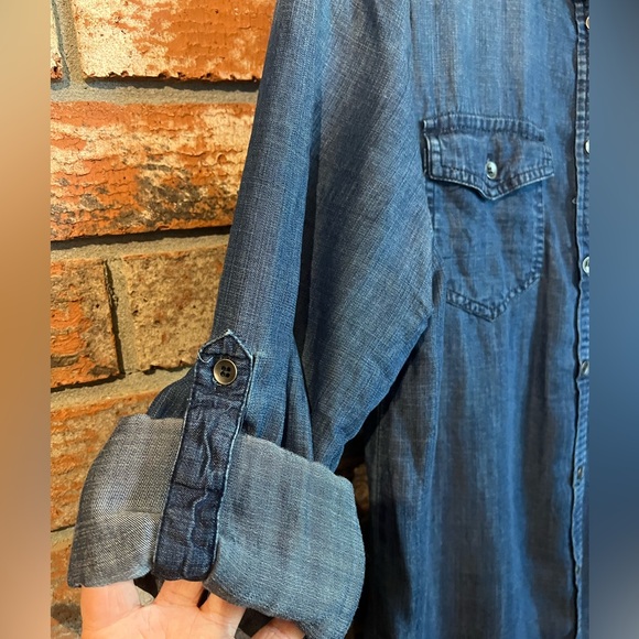 Design By Olivia Chambray Button Down Shirt Tencel Size L Roll Tab Sleeves - Picture 4 of 10